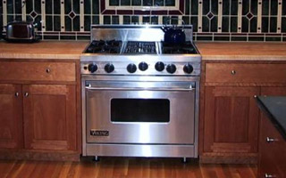 KITCHENS & BATHROOMS